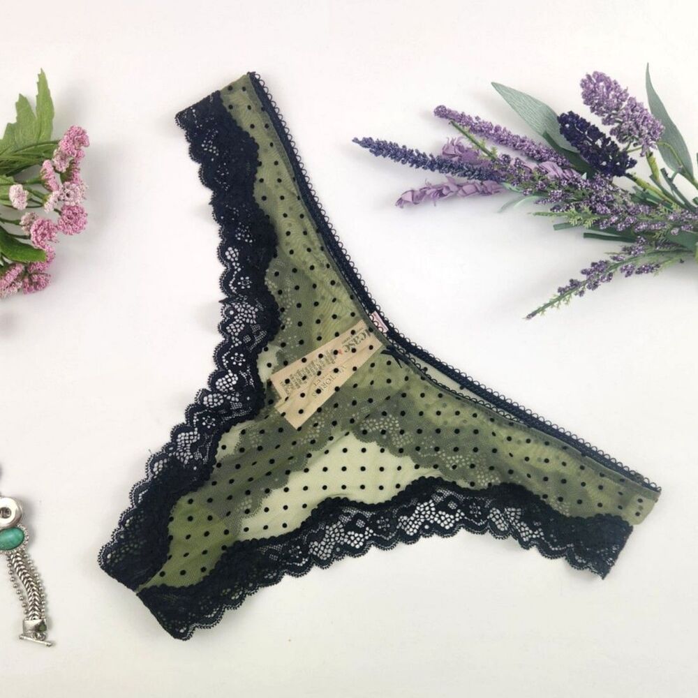EXTRA LARGE {Victoria's Secret} Mesh and Dots Green Thong